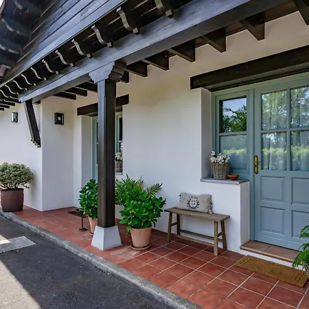 Entrenueces Appto2 아파트