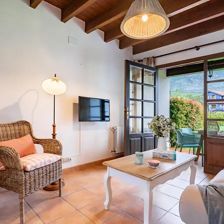 아파트 Entrenueces Appto2 *